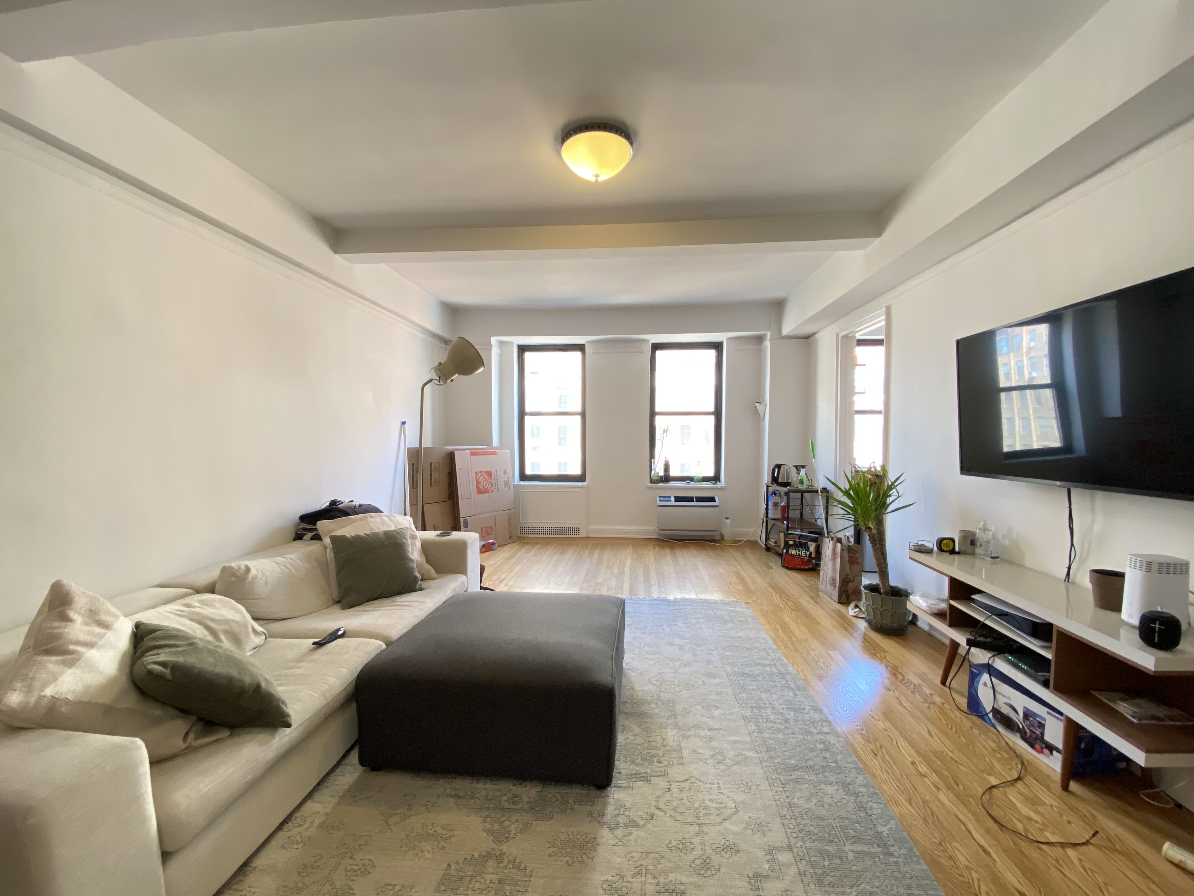161 West 16th Street, Unit 14H Manhattan, NY 10011 - Photo 1 of 5
