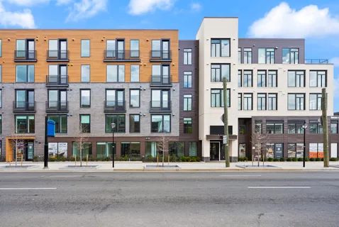 $1,475,000 | 701 North Henry Street, Unit 418, Alexandria, VA 22314