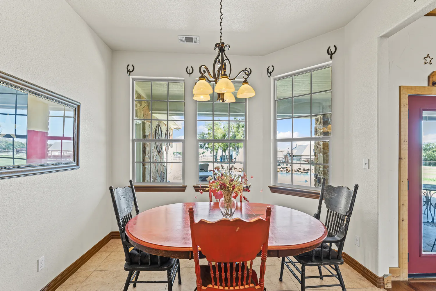 $1,049,000 | 216 Megan Court, Hudson Oaks, TX 76087