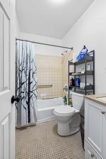 $450,000 | 498 West 55th Street, Unit 5S | Hell's Kitchen