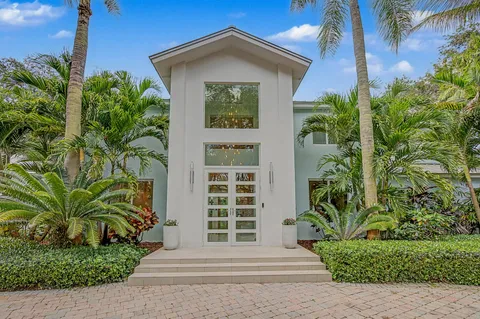 $5,650,000 | 5790 Southwest 96th Street, Pinecrest, FL 33156