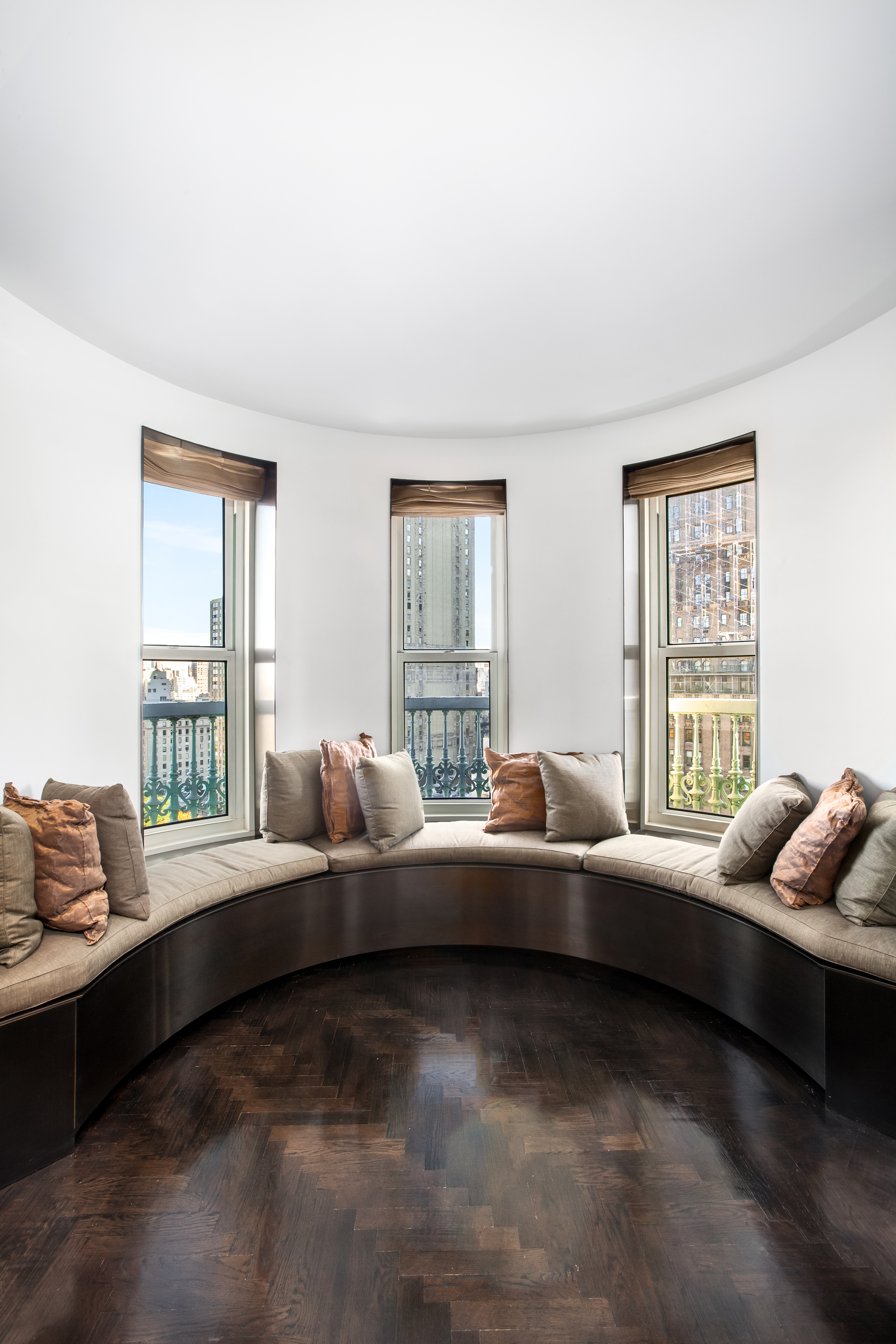 1 Central Park South, Unit 1609 Manhattan, NY 10019 - Photo 6 of 27