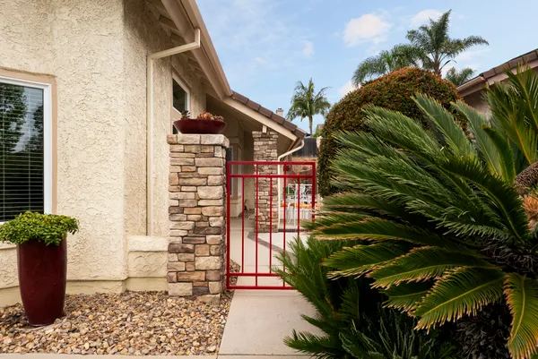 $1,045,000 | 6051 Tahoe Place, Camarillo, CA 93012