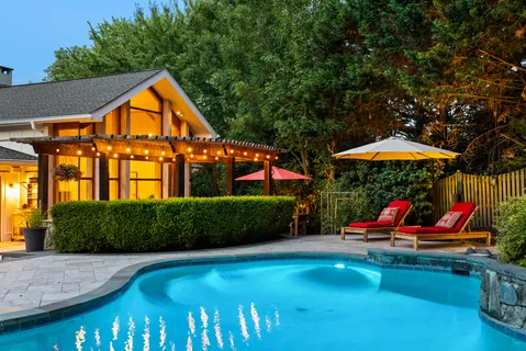 $3,200,000 | 1406 Coventry Lane, Alexandria, VA 22304