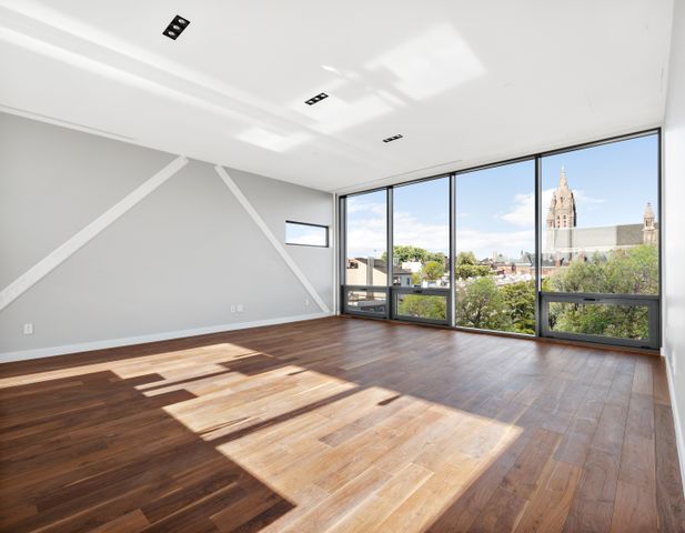 $3,596,935 | 480 Degraw Street, Unit PHA | Carroll Gardens
