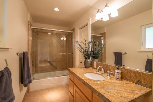 $1,695,000 | 1163 Mountain Pine Road, Cloverdale, CA 95425