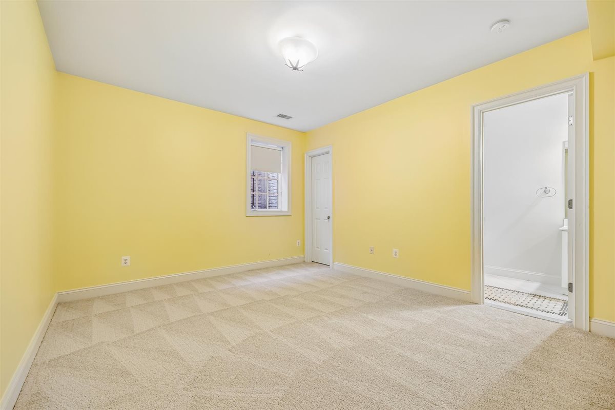 6012 Walhonding Road Bethesda, MD 20816 - Photo 41 of 59 Gallery Image 41