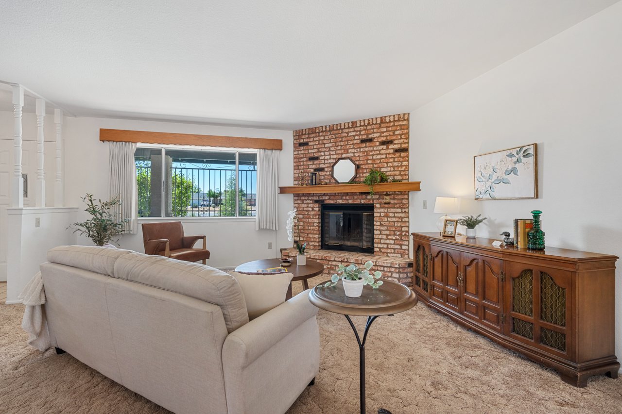 12450 Algonquin Road Apple Valley, CA 92308 - Photo 13 of 56