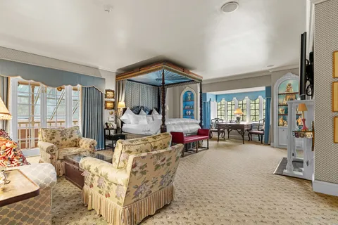 $7,495,000 | 26 Old Gulph Road, Gladwyne, PA 19035