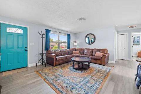 $399,000 | 1486 Carolyn Lane, Clearwater, FL 33755