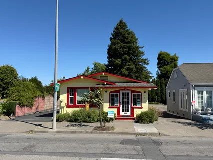 $899,000 | 720 East Washington Street, Petaluma, CA 94952