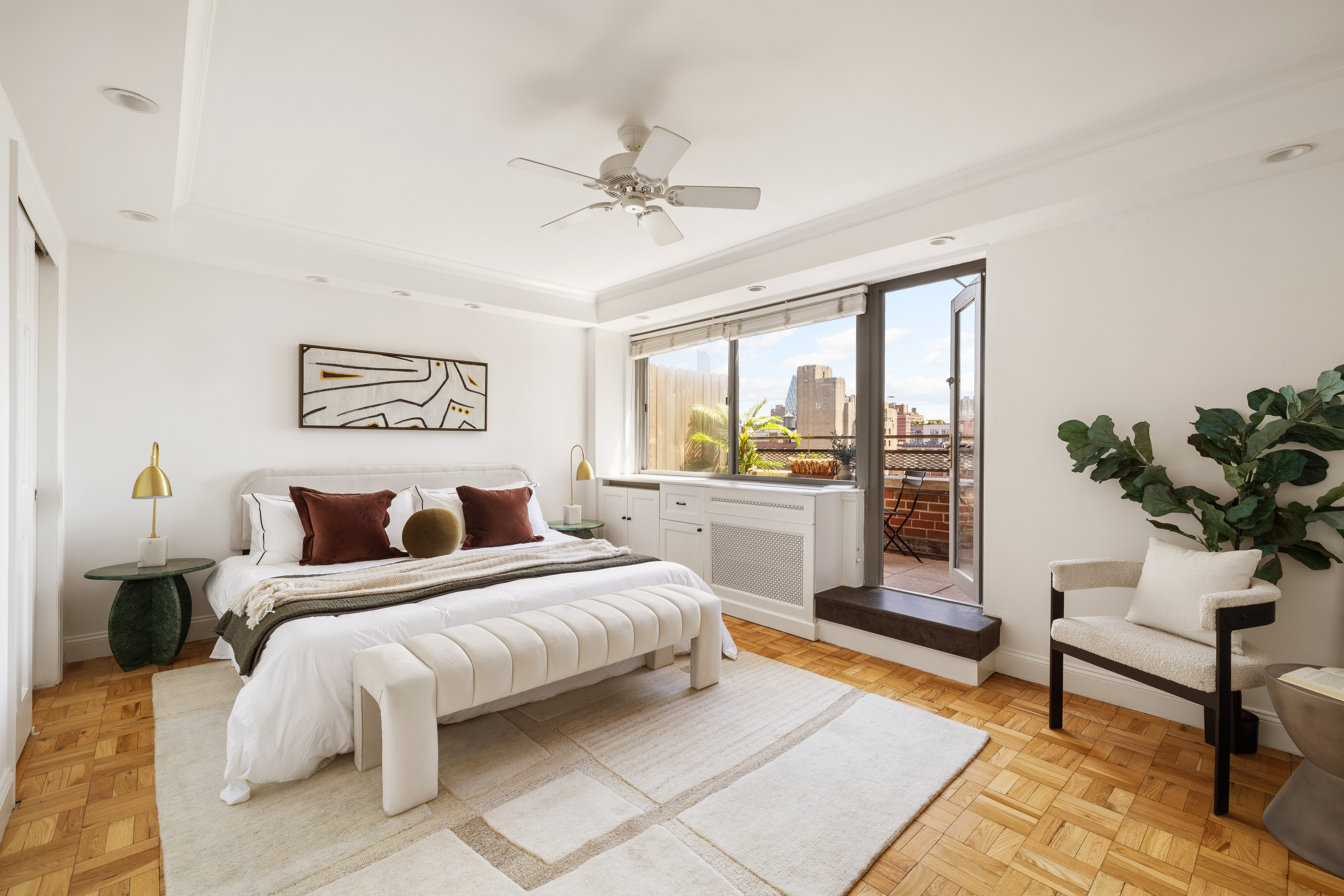 175 West 12th Street, Unit 18A Manhattan, NY 10011 - Photo 7 of 11