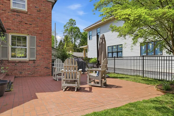 $1,200,000 | 411 Osborne Lane, Sewickley, PA 15143