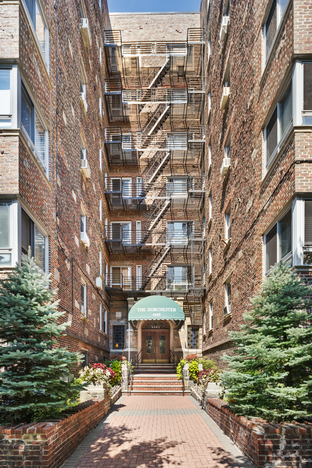 4445 Post Road, Unit 3D Bronx, NY 10471 - Photo 15 of 16 Gallery Image 15