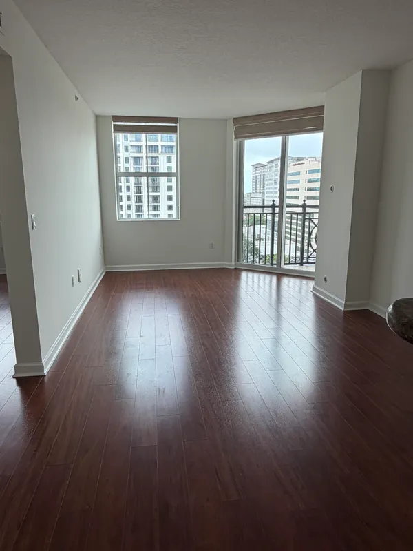 $550,000 | 357 Almeria Avenue, Unit 1006, Coral Gables, FL 33134