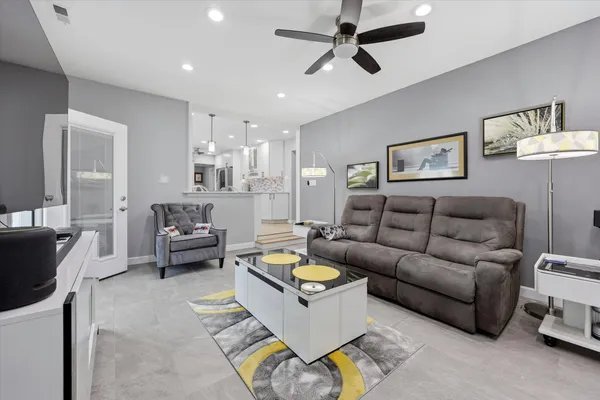 $709,000 | 1 Yardley Court, Mount Laurel, NJ 08054