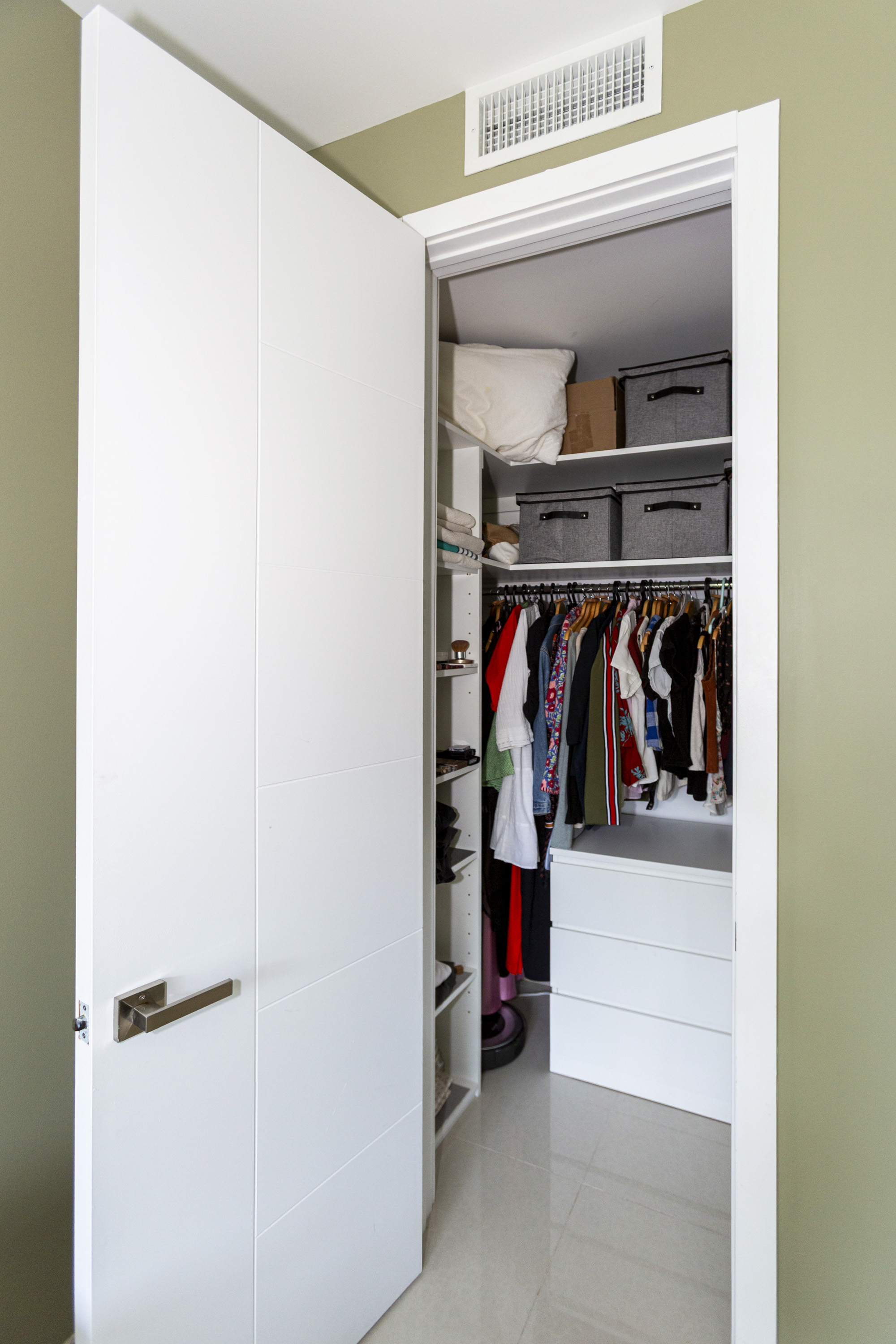 854 Putnam Avenue, Unit 2B Brooklyn, NY 11221 - Photo 10 of 12 a view of a walk in closet