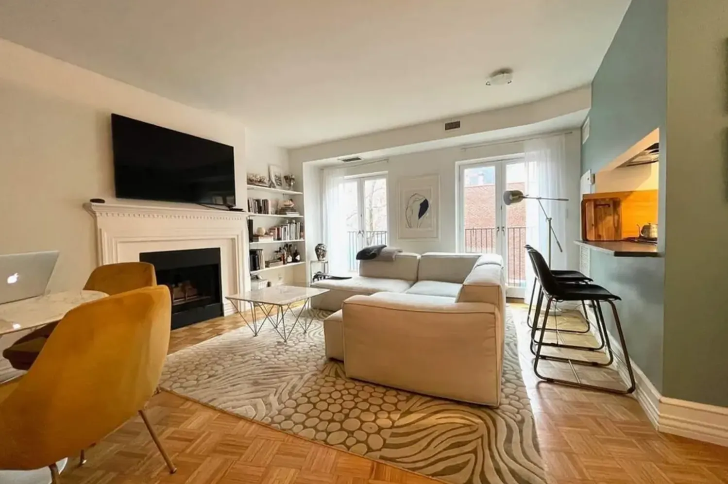 $9,200 | 254 West 10th Street, Unit 4A | West Village