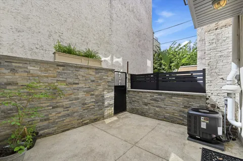 $665,000 | 760 South 6th Street, Philadelphia, PA 19147