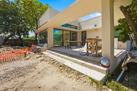 $2,950,000 | 170 Northwest 44th Street, Miami, FL 33127