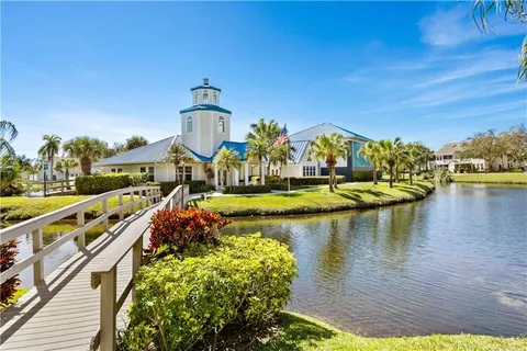 $179,900 | 1960 Westminster Circle, Unit 2, Vero Beach, FL 32966