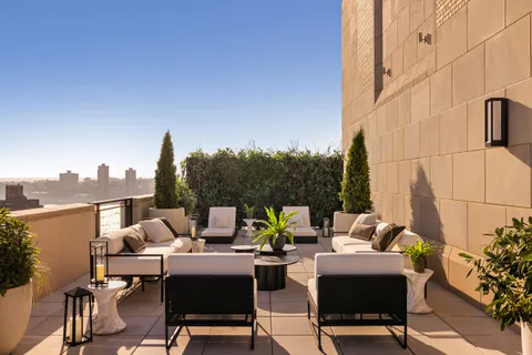 $27,000,000 | 211 West 84th Street, Unit PHEAST | Upper West Side