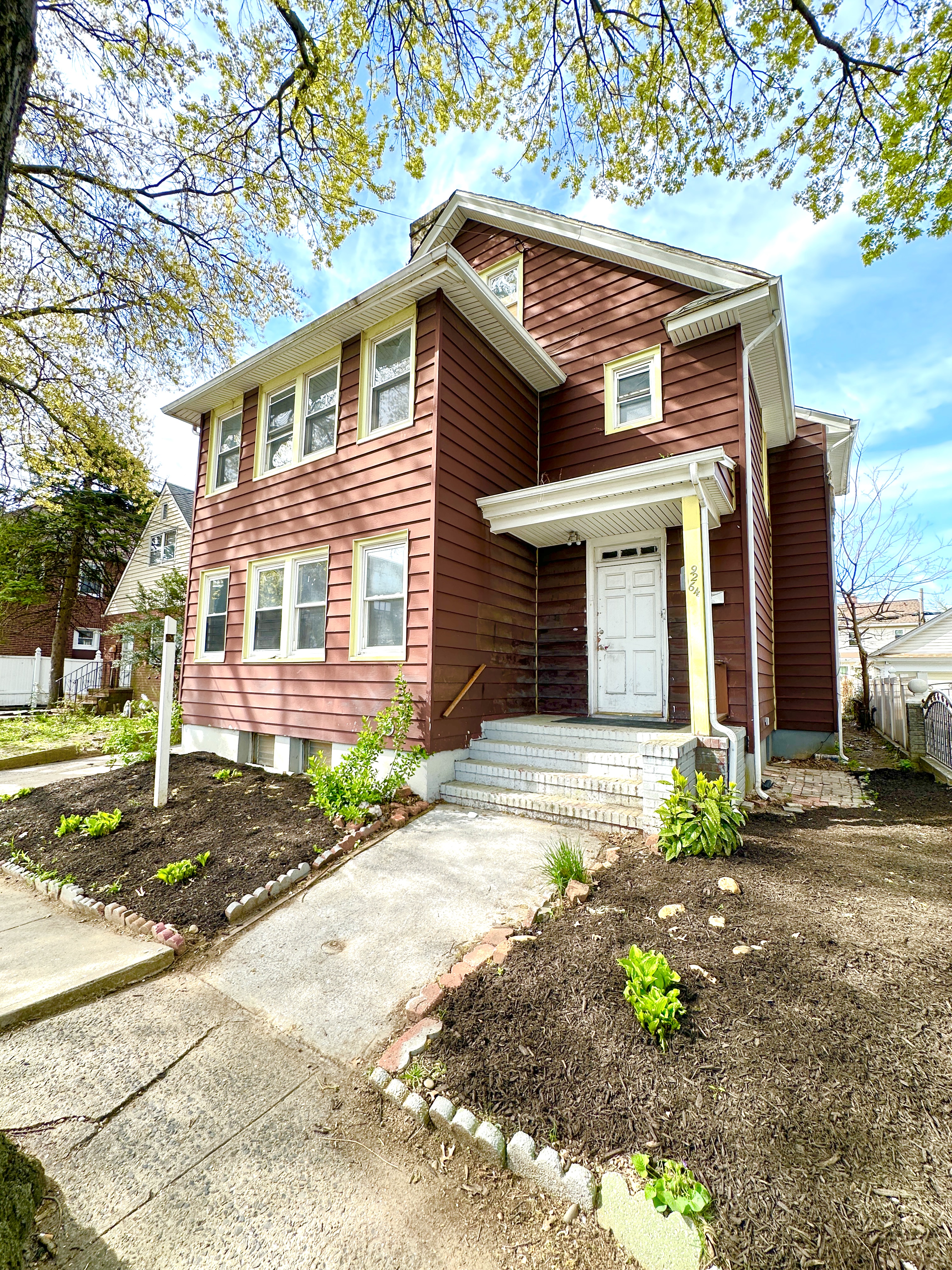 92-64 Springfield Boulevard Queens, NY 11428 - Photo 1 of 25