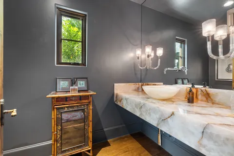 $11,900,000 | 6001 Krause Lane, Austin, TX 78738