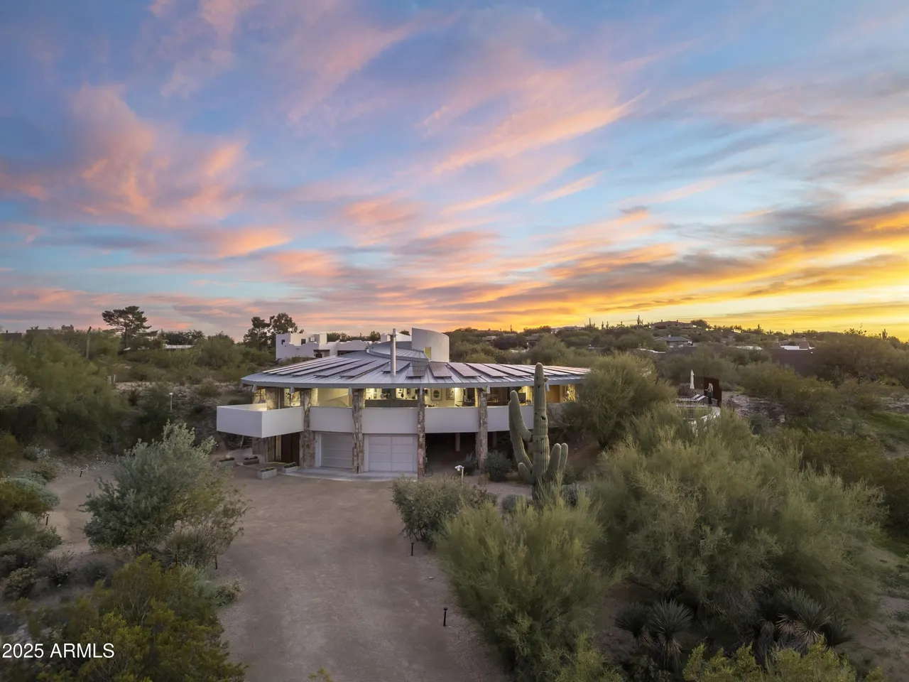 7915 East Primrose Path Carefree, AZ 85377 - Photo 4 of 48