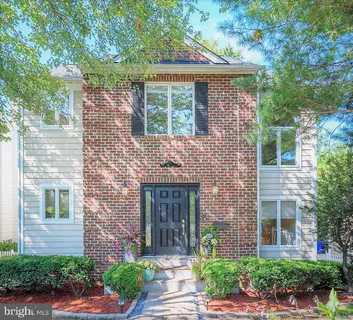 $5,200 | 4710 Old Dominion Drive, Arlington, VA 22207