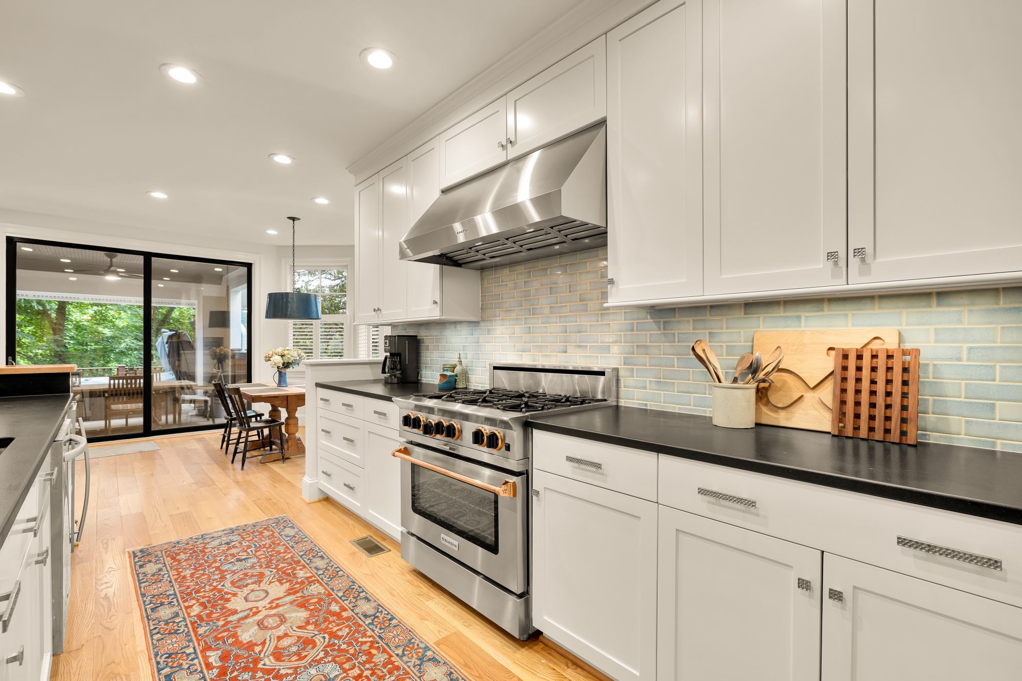 6512 Ridge Drive Bethesda, MD 20816 - Photo 6 of 42