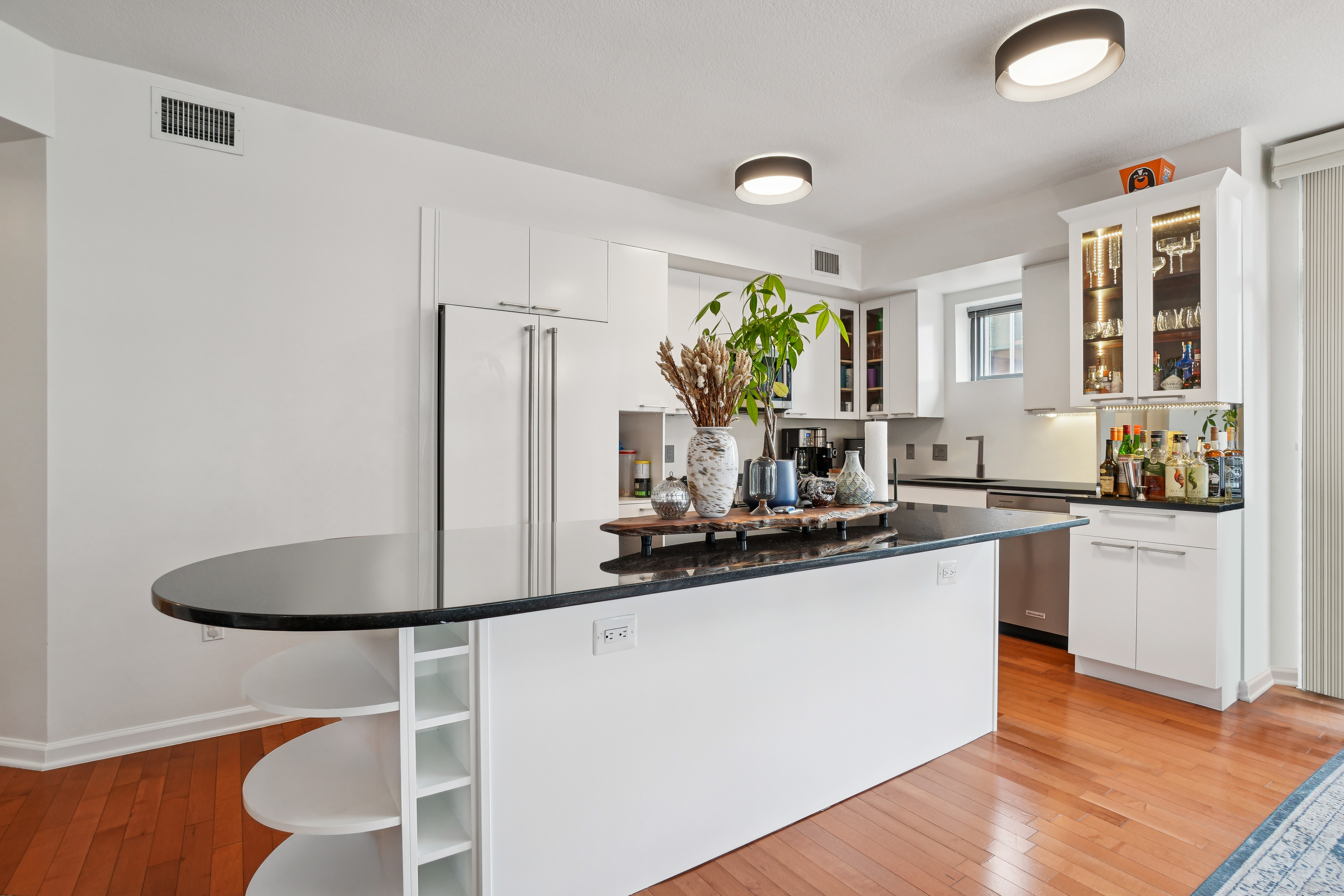 440 L Street Northwest, Unit 805 Washington, DC 20001 - Photo 8 of 22