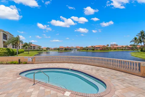 $885,000 | 6 Academy Way, Unit 221, St. Petersburg, FL 33711