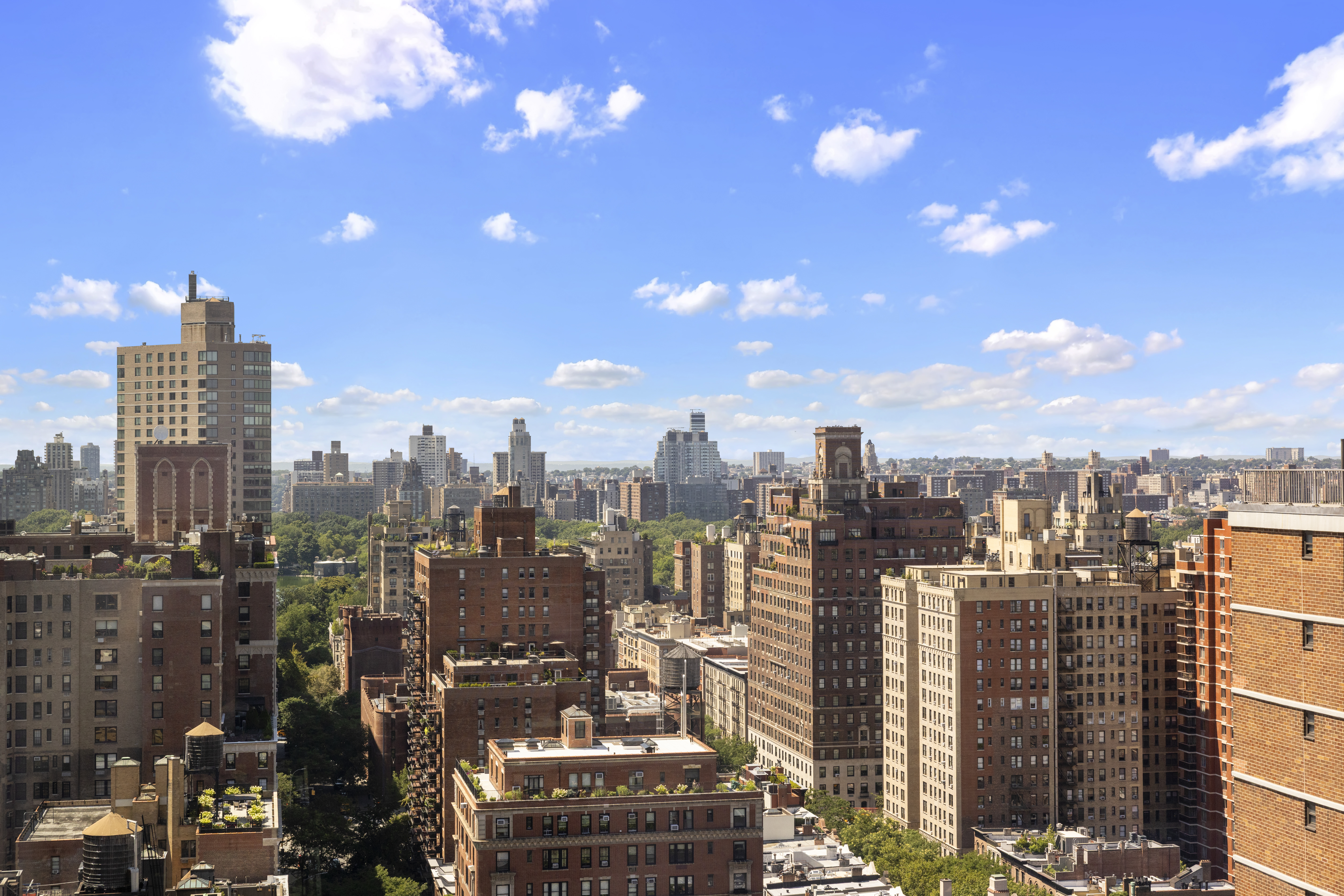 200 East 94th Street, Unit 2915 Manhattan, NY 10128 - Photo 3 of 21