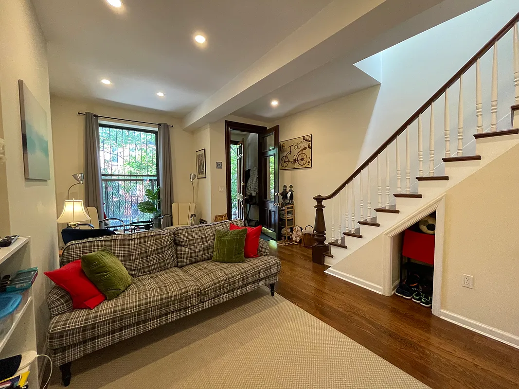 382 6th Street, Unit 2 Brooklyn, NY 11215 - Photo 1 of 19