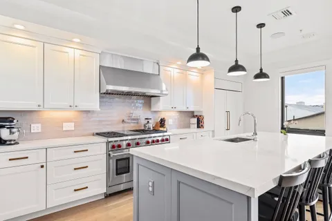 $1,650,000 | 377 West First Street, Unit 3, South Boston, MA 02127