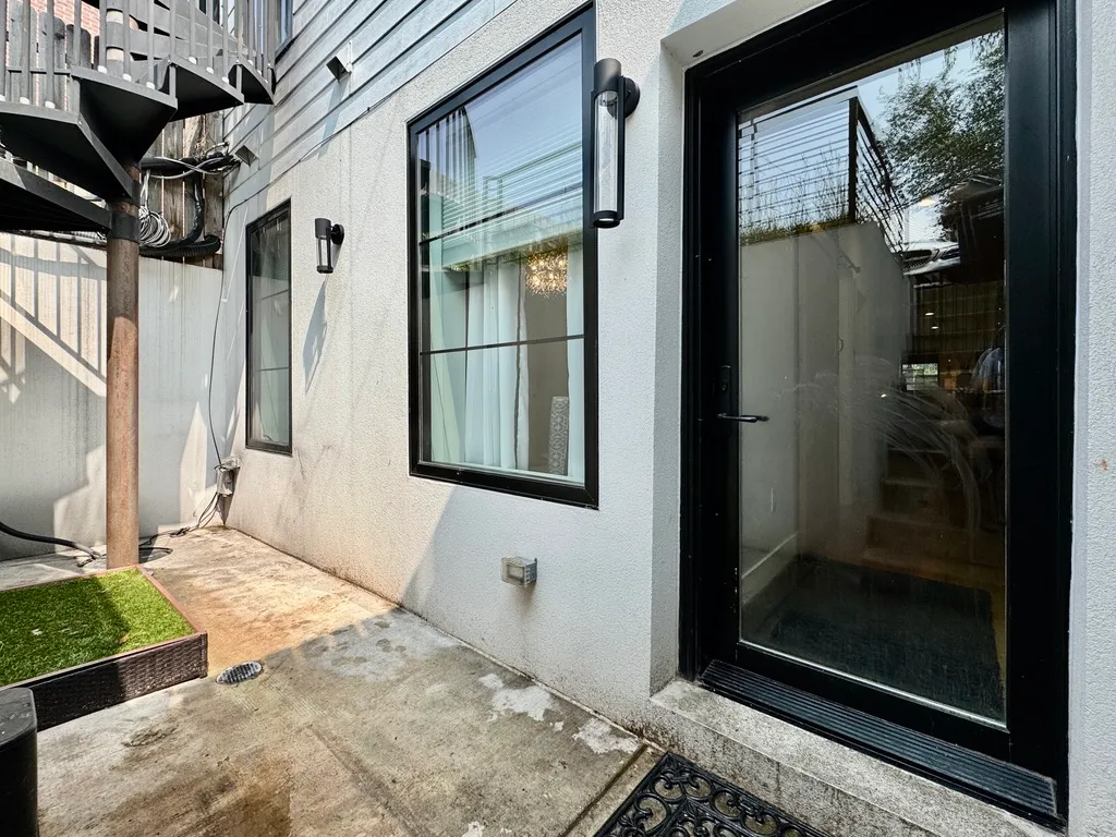 a car parked in front of a building