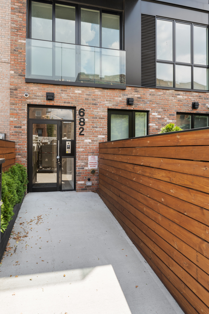 682 Willoughby Avenue, Unit 2F Brooklyn, NY 11206 - Photo 6 of 7