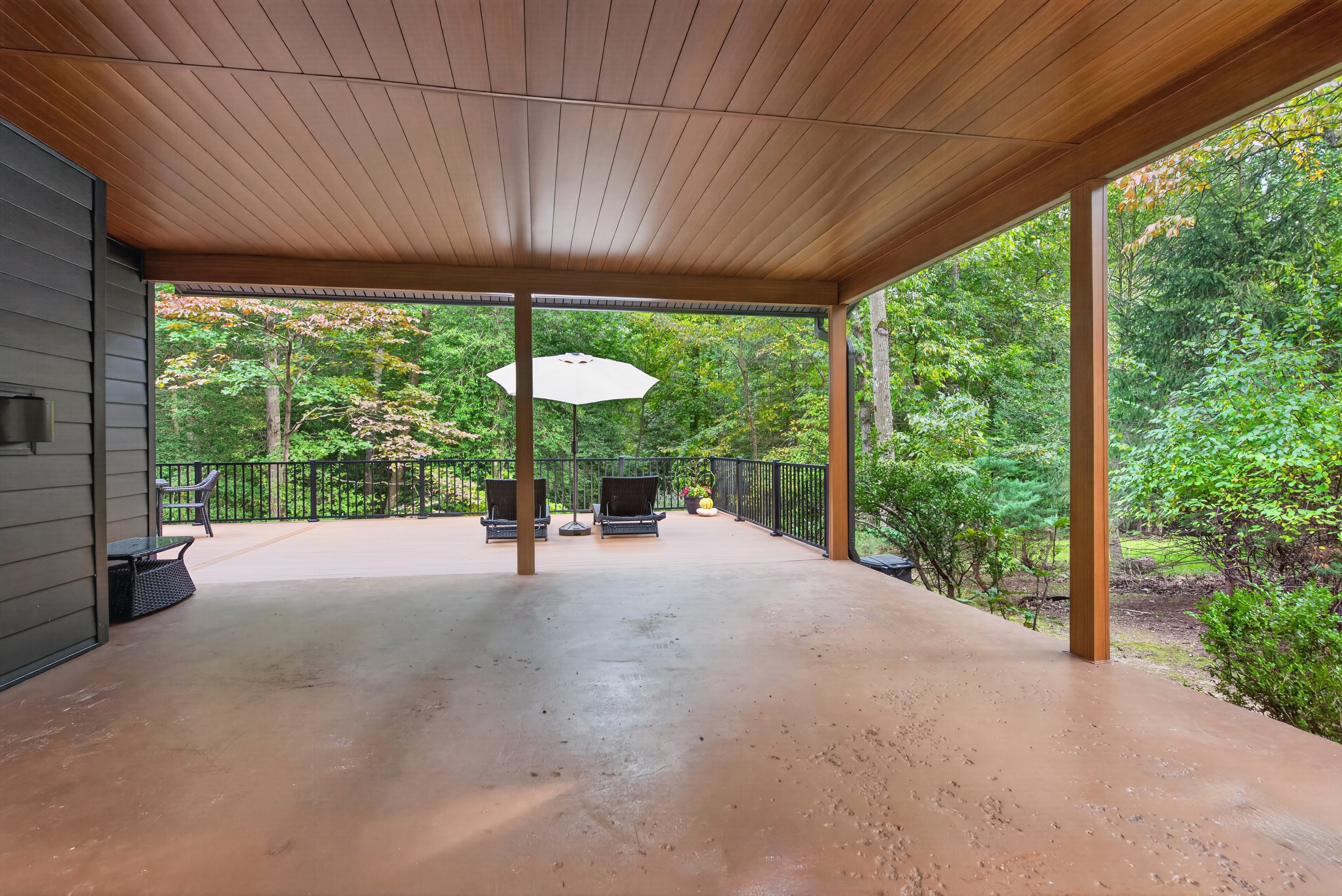 11411 Running Cedar Road Reston, VA 20191 - Photo 4 of 28 Gallery Image 4