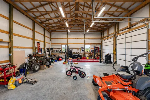 $924,900 | 459 Bowling Branch Road, Cottontown, TN 37048