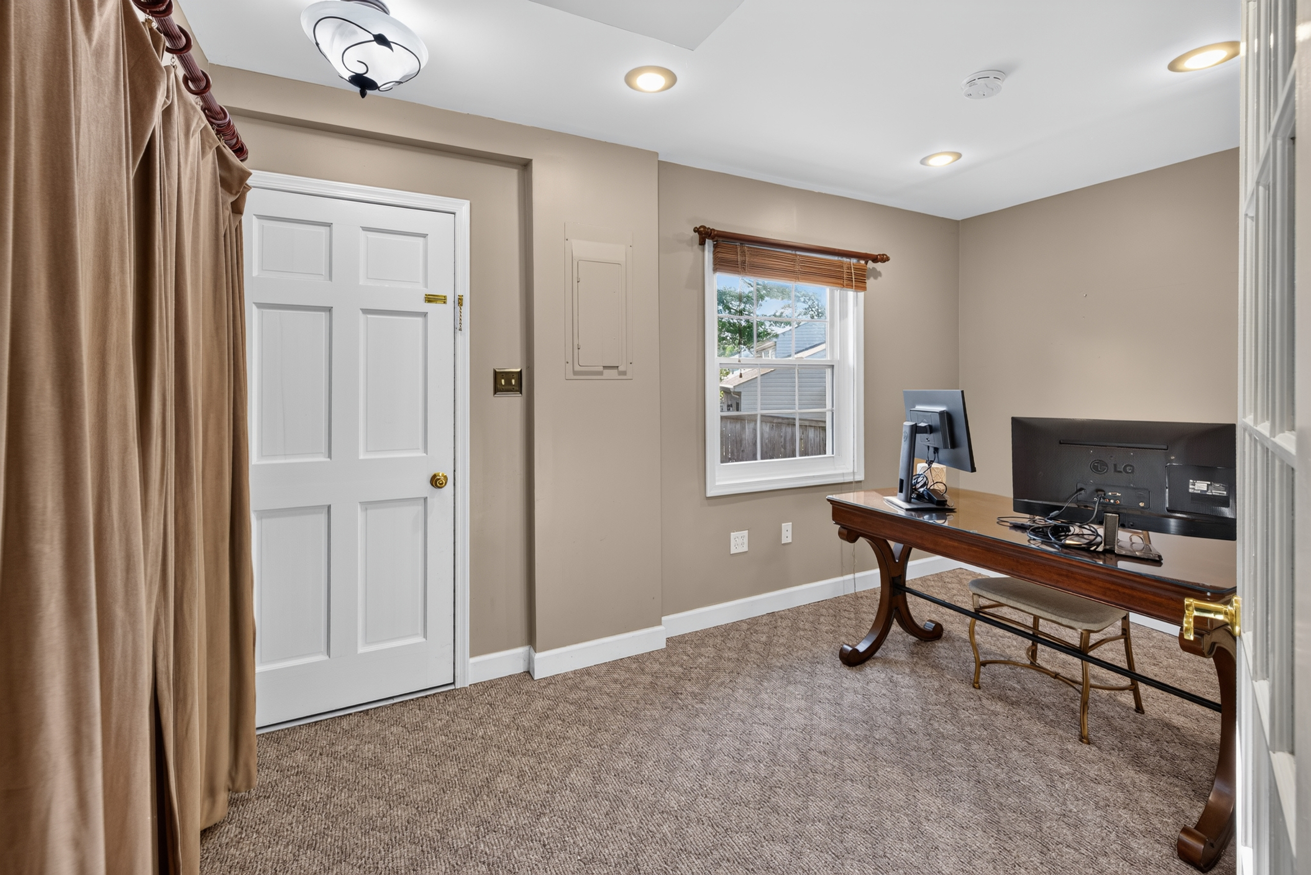 7901 Laural Valley Way Springfield, VA 22153 - Photo 49 of 53