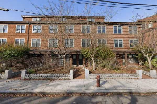 Contact Agent | Norfolk Street, Somerville, MA 02143