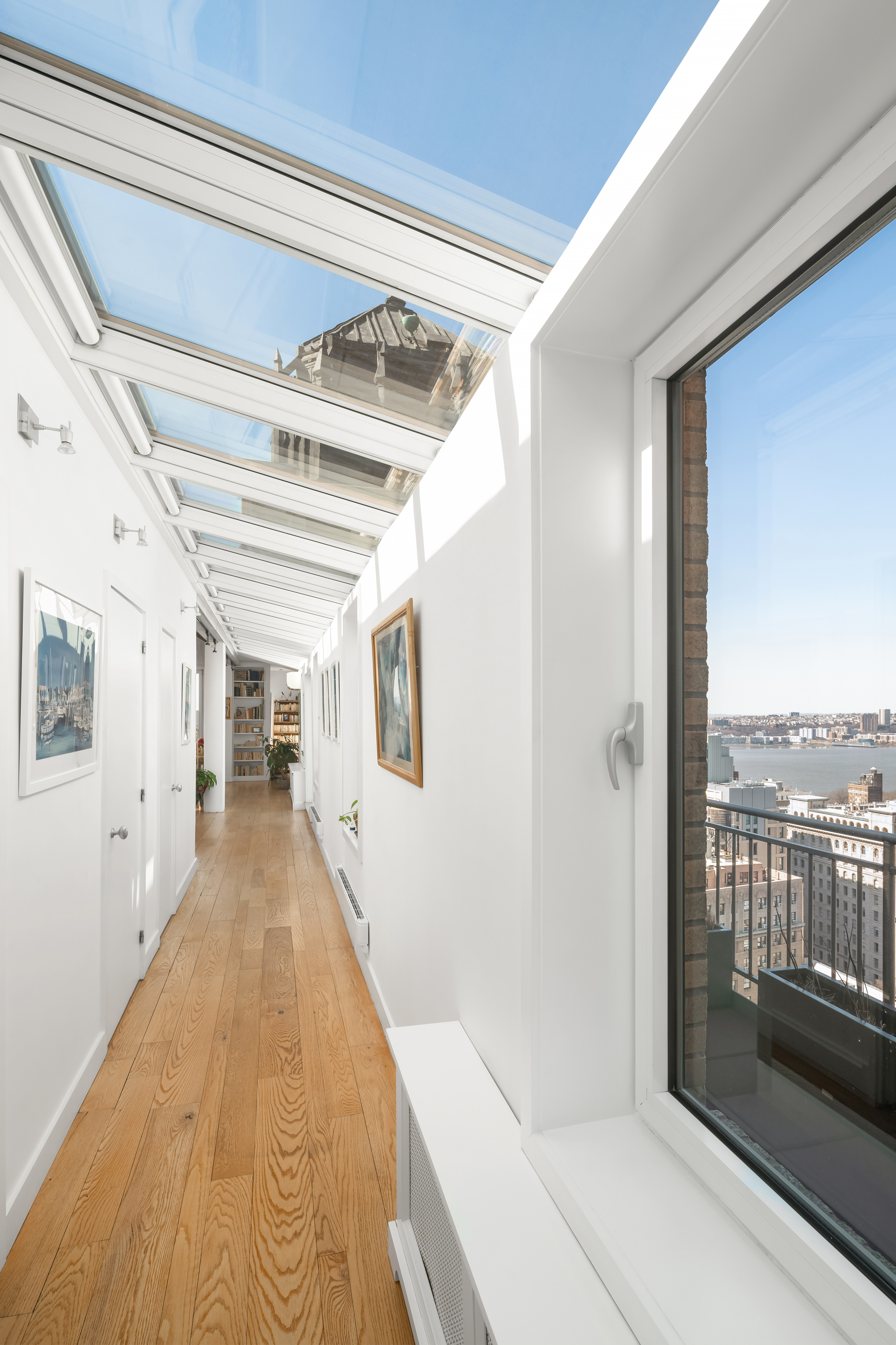 2166 Broadway, Unit PH Manhattan, NY 10024 - Photo 8 of 37 a very nice looking room with a large window