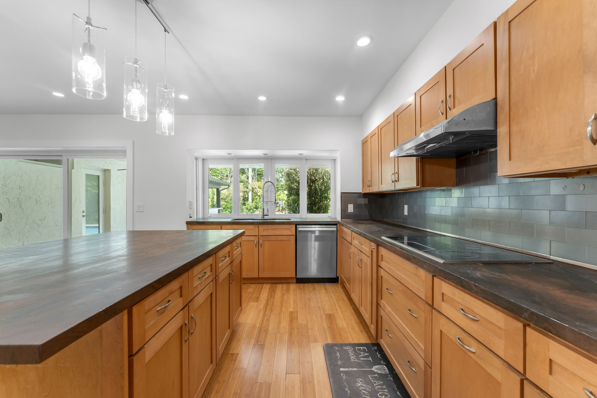 7711 Erwin Road Coral Gables, FL 33143 - Photo 9 of 28