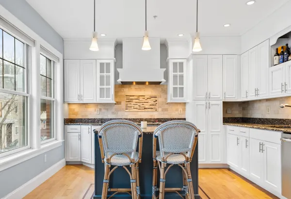 $999,000 | 591 East 3rd Street, Unit 1, Boston, MA 02127