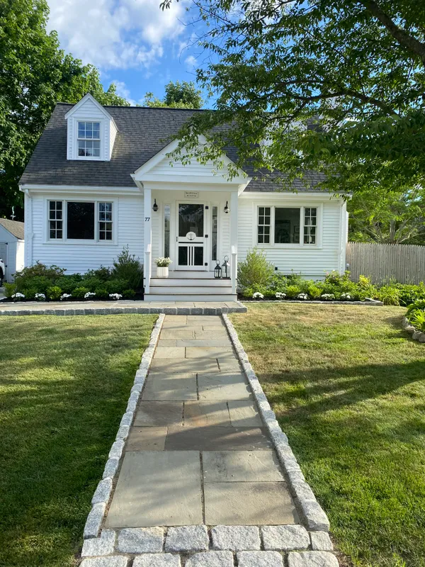 Contact Agent | 77 Cushing Road, Cohasset, MA 02025