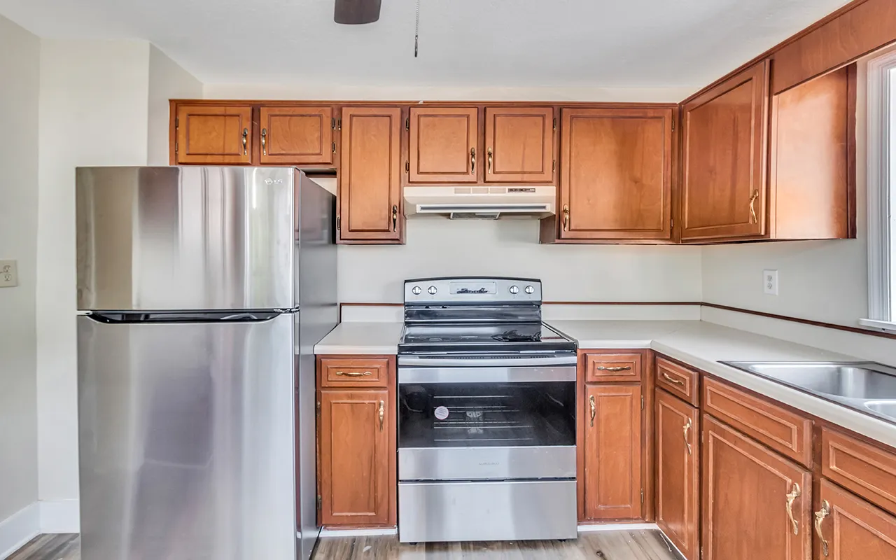 $4,268 | 406 Highway 80, Unit A, Bloomingdale, GA 31302