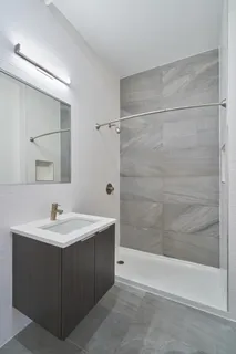 $4,800 | 275 Park Avenue, Unit 5H | Clinton Hill