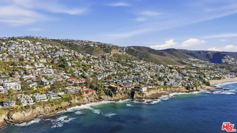 $1,695,000 | 2442 South Coast Highway, Unit 8, Laguna Beach, CA 92651