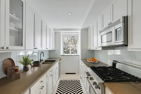 $2,390,000 | 200 East 66th Street, Unit D201 | Lenox Hill